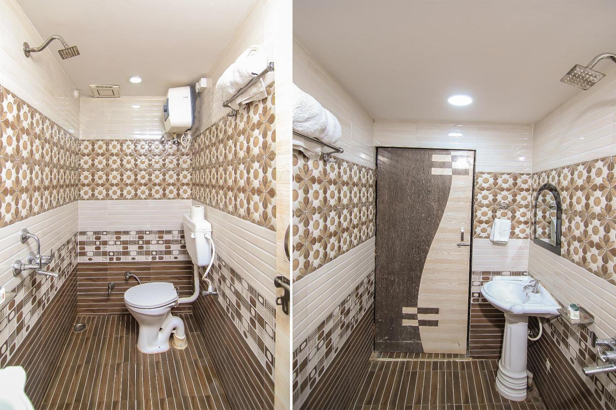 OYO Flagship 6793 Hotel CZ Lakhnaú Exteriér fotografie